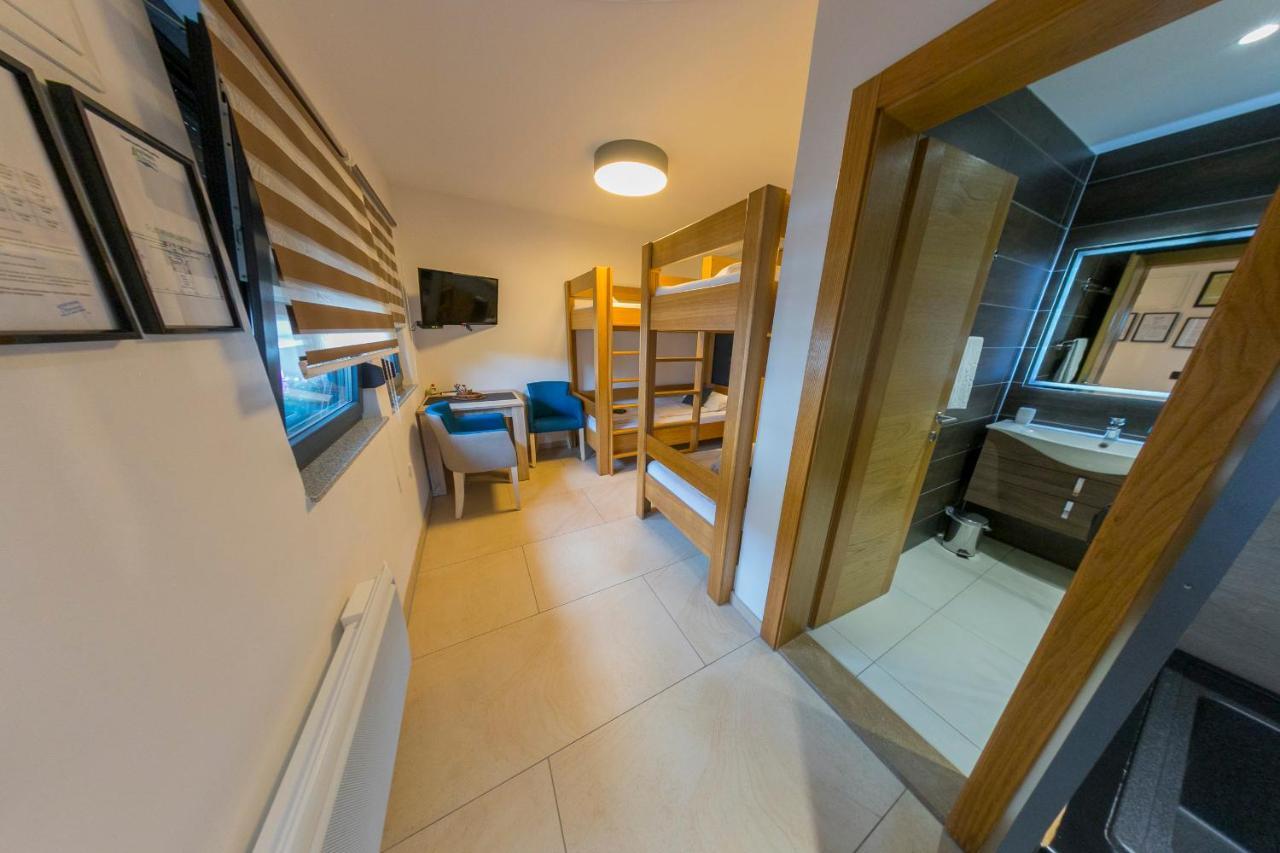 Apartments Oeneus Račić Kültér fotó